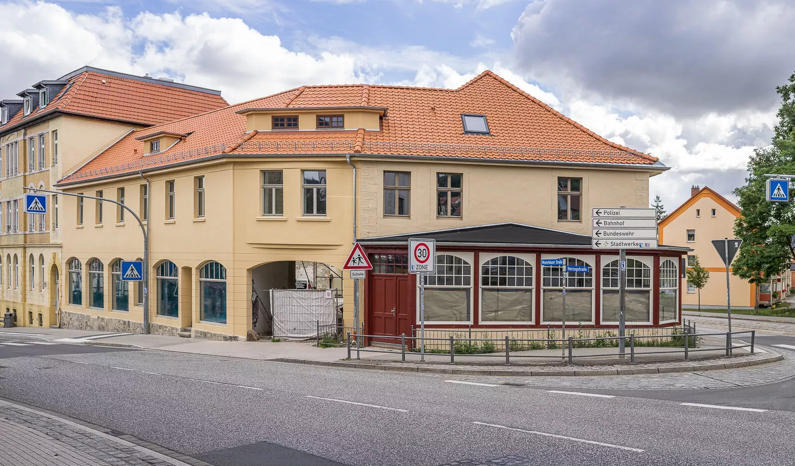 Außenansicht Altes Forsthaus in Blankenburg